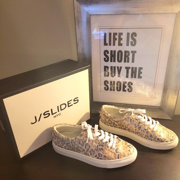 J/SLIDES THE BUCKLE Lacee Sneaker Size 8.5 EUC - Picture 6 of 6